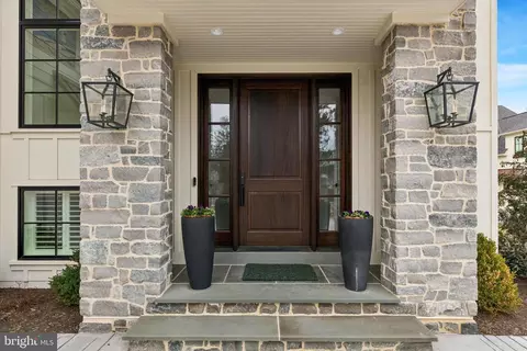 Exterior - 26 Rue St Honore, Wayne, PA 19087 photo 3 of 8