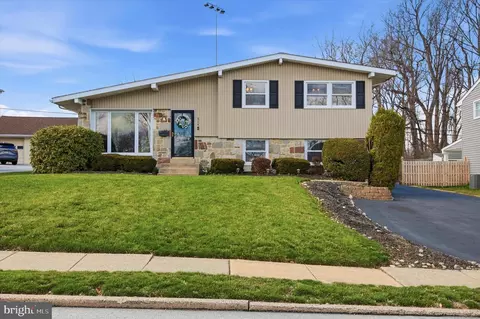 514 S Central Blvd, Broomall, PA 19008