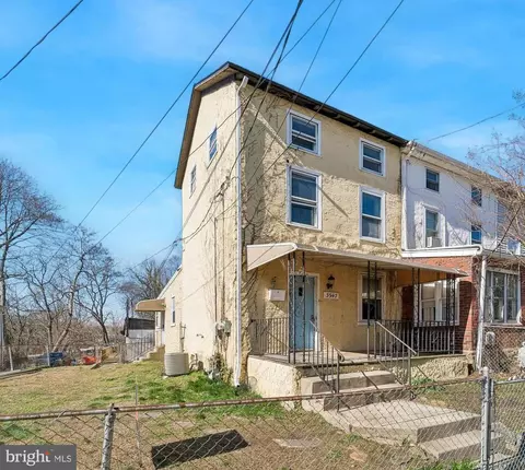 3947 Mary St, Drexel Hill, PA 19026