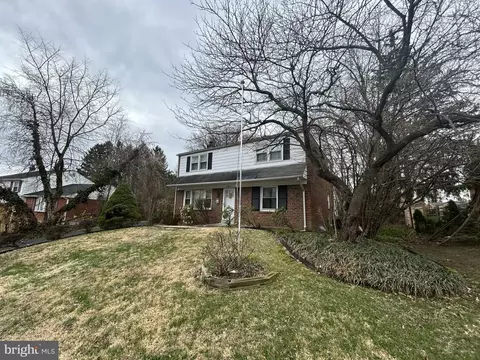 4944 Madison Dr, Brookhaven, PA 19015