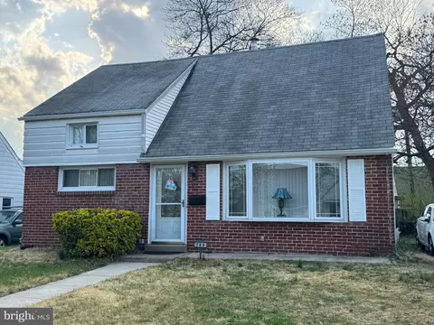 743 Hickory Rd, Secane, PA 19018