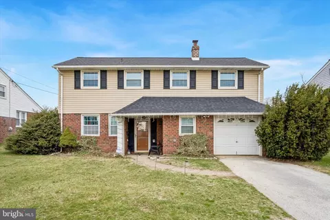 1424 Brierwood Rd, Havertown, PA 19083