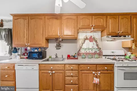 Other - 309 E Dutton Mill Rd, Brookhaven, PA 19015 photo 1 of 8