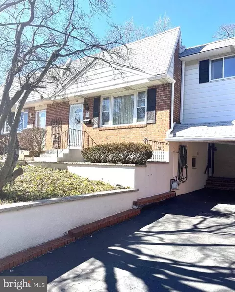 714 E 23rd St, Chester, PA 19013