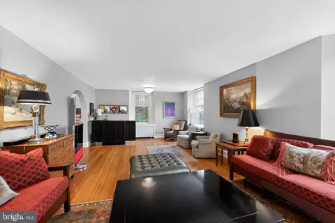 Living - 306 Windsor Ave, Wayne, PA 19087 photo 1 of 2