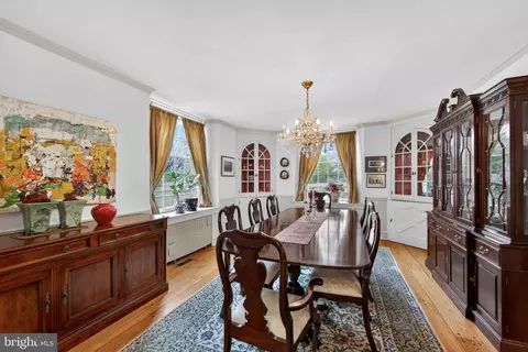Dining - 306 Windsor Ave, Wayne, PA 19087 photo 2 of 3