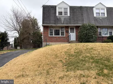 3406 Oak Ln, Brookhaven, PA 19015