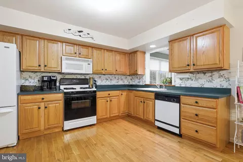 Kitchen - 2 Freedom Way, Ogden, PA 19061 photo 2 of 4