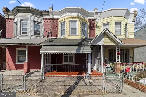 2314 W 3rd St, Chester, PA 19013