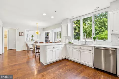 Kitchen - 119 Woods Ln, Wayne, PA 19087 photo 1 of 3