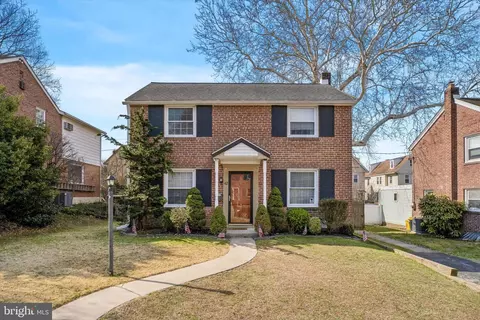 42 Greenhill Rd, Springfield, PA 19064