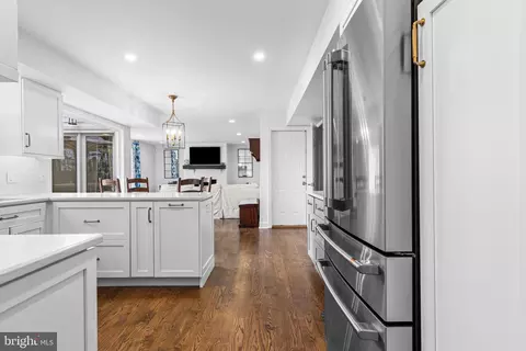 Kitchen - 8 Harrow Cir, Wayne, PA 19087 photo 5 of 5