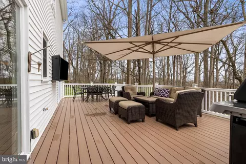 Exterior - 8 Harrow Cir, Wayne, PA 19087 photo 4 of 9