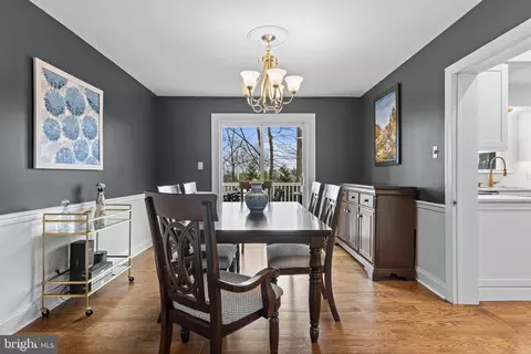 Dining - 8 Harrow Cir, Wayne, PA 19087 photo 4 of 4