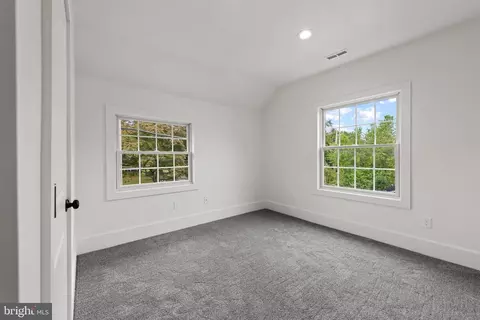 Bedroom - 118 W Beechtree Ln, Wayne, PA 19087 photo 5 of 8