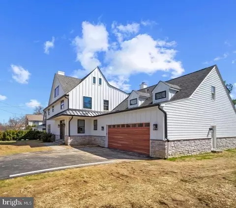 Exterior - 118 W Beechtree Ln, Wayne, PA 19087 photo 4 of 4
