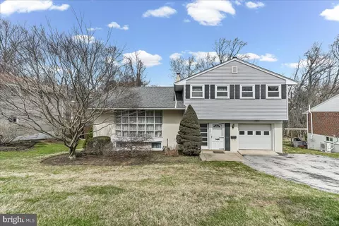 106 Lindbergh Ave, Broomall, PA 19008