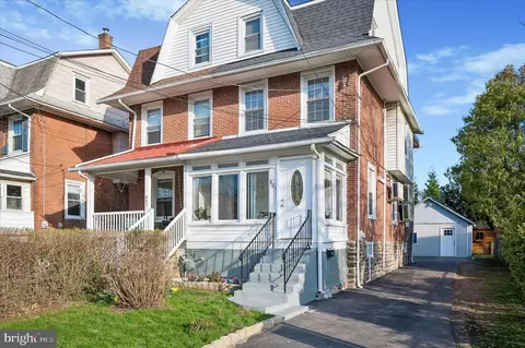 801 Ardmore Ave, Ardmore, PA 19003