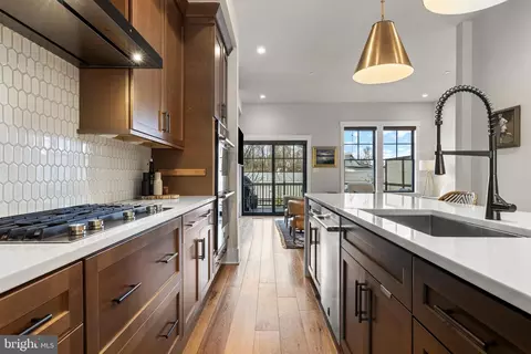 Kitchen - 206 N Aberdeen Ave #C, Wayne, PA 19087 photo 2 of 4