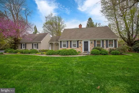 120 Pine Tree Rd, Radnor, PA 19087