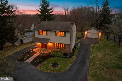 3850 Naamans Creek Rd, Ogden, PA 19061