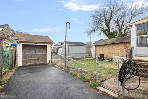 Other - 129 W Laughead Ave, Marcus Hook, PA 19061 photo 3 of 7