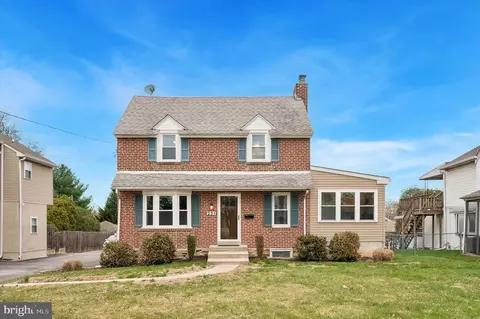 231 E Woodland Ave, Springfield, PA 19064