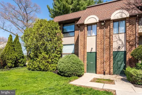 740 B Putnam Blvd #21-B, Wallingford, PA 19086