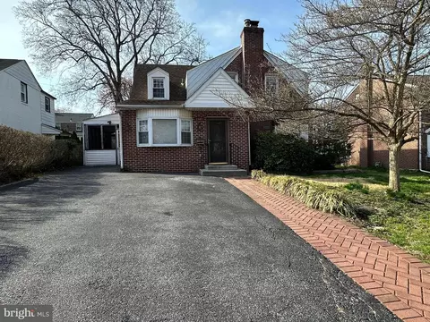 1549 Burmont Rd, Drexel Hill, PA 19026