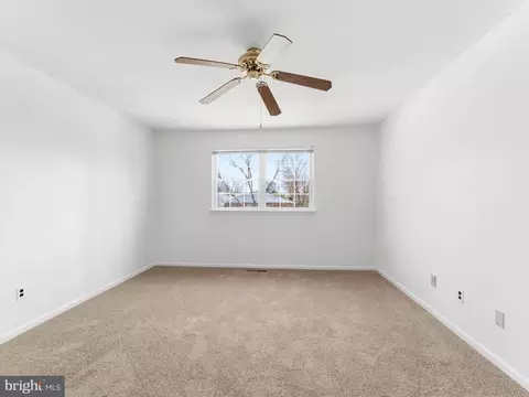 Bedroom - 1334 Rolling Glen Dr #22, Boothwyn, PA 19061 photo 1 of 4