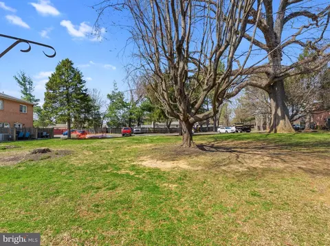 Exterior - 1334 Rolling Glen Dr #22, Boothwyn, PA 19061 photo 3 of 4