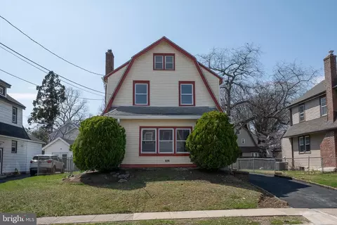 828 Mason Ave, Drexel Hill, PA 19026