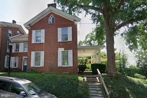 412-414 W State St, Media, PA 19063
