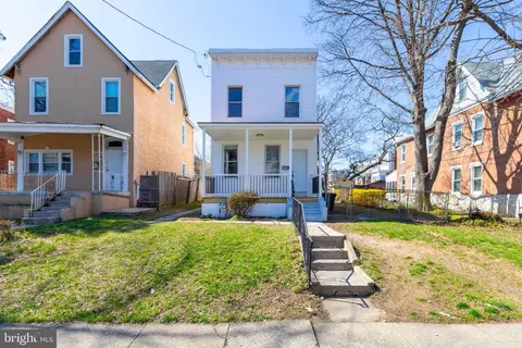 108 N 6th Ave, Darby, PA 19023