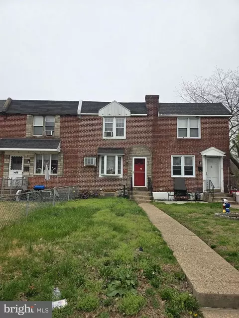 936 Taylor Dr, Folcroft, PA 19032