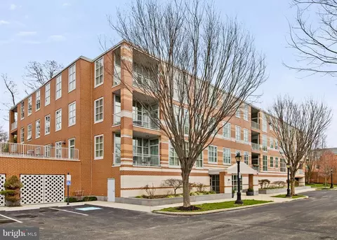 300 Iron Works Way # 326, Wayne, PA 19087