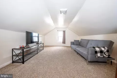Entry Way - 240 Wadas Ave, Darby, PA 19082 photo 12 of 13