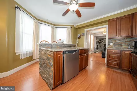 Kitchen - 240 Wadas Ave, Darby, PA 19082 photo 5 of 6