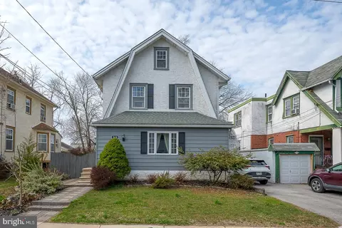 240 Wadas Ave, Darby, PA 19082