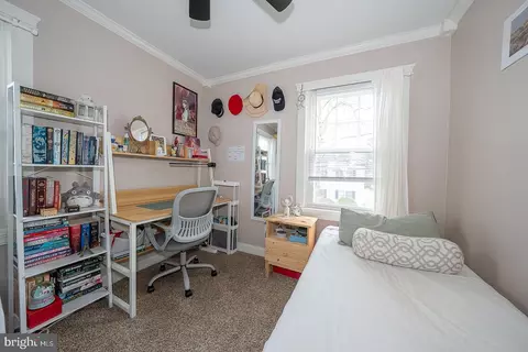 Bedroom - 240 Wadas Ave, Darby, PA 19082 photo 4 of 7
