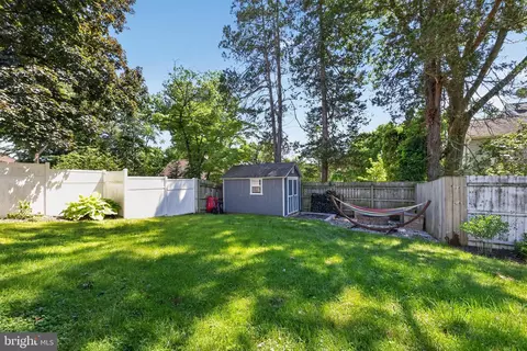 Exterior - 20 Cedar Rd, Wallingford, PA 19086 photo 3 of 3