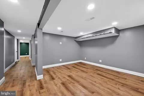 Entry Way - 20 Cedar Rd, Wallingford, PA 19086 photo 1 of 2