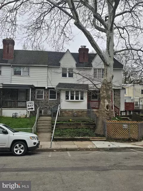 419 Gilpin Rd, Darby, PA 19082