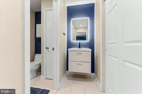 Bath - 474 Ridge Ln, Springfield, PA 19064 photo 1 of 3