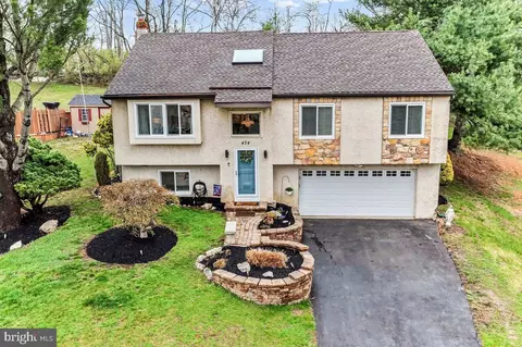 Exterior - 474 Ridge Ln, Springfield, PA 19064 photo 2 of 10