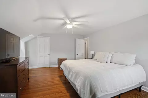 Bedroom - 208 Parham Rd, Springfield, PA 19064 photo 2 of 5