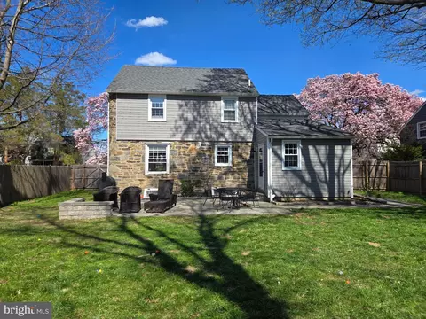 Exterior - 208 Parham Rd, Springfield, PA 19064 photo 3 of 9