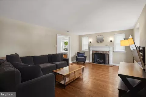 Living - 208 Parham Rd, Springfield, PA 19064 photo 1 of 1