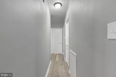 Entry Way - 46 S State Rd, Upper Darby, PA 19082 photo 3 of 6
