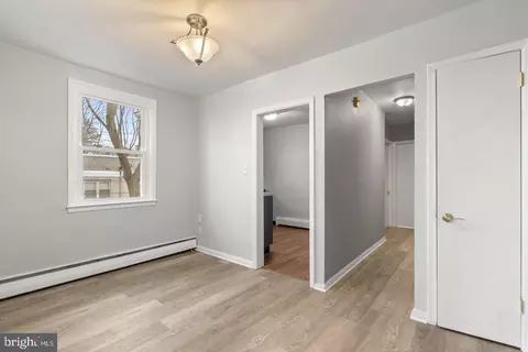 Entry Way - 46 S State Rd, Upper Darby, PA 19082 photo 1 of 6
